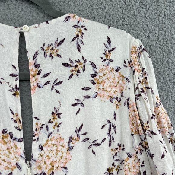 Blue Life Floral Romper Size Medium - Picture 6 of 13